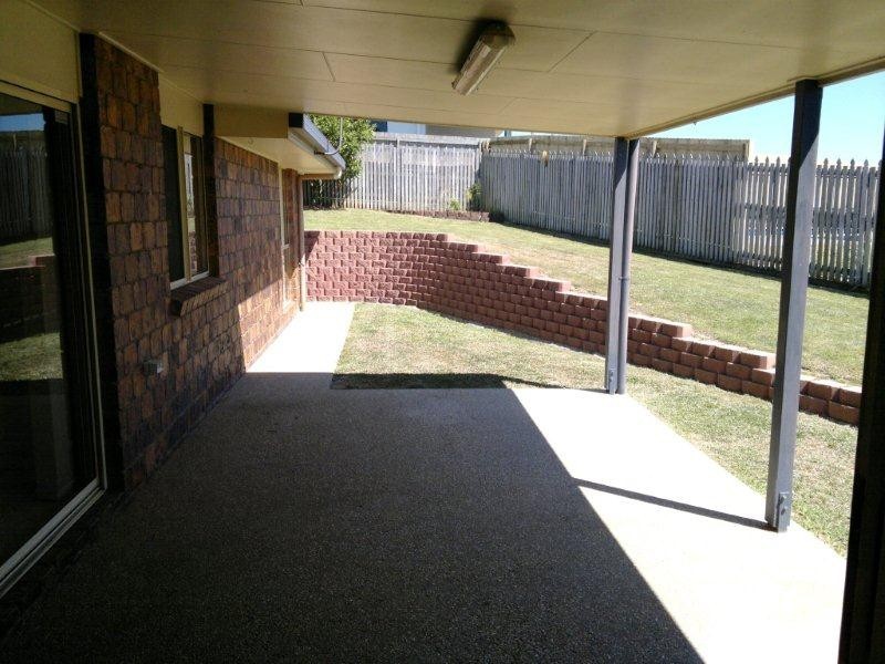 3 Herbert Way, Rural View QLD 4740