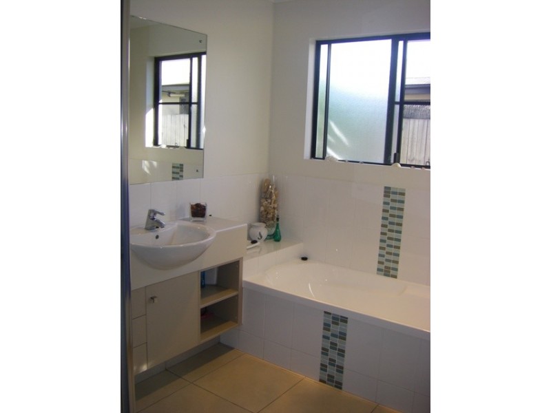 9 Corella Way, Blacks Beach QLD 4740