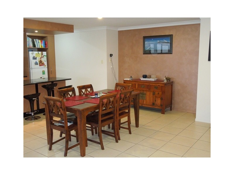 8 Pavillion Court, Glenella QLD 4740