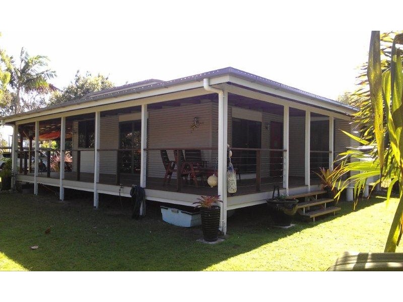 53 Waverley Street, Bucasia QLD 4750