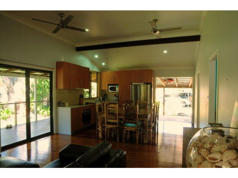 53 Waverley Street, Bucasia QLD 4750
