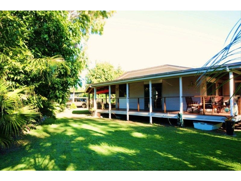 53 Waverley Street, Bucasia QLD 4750
