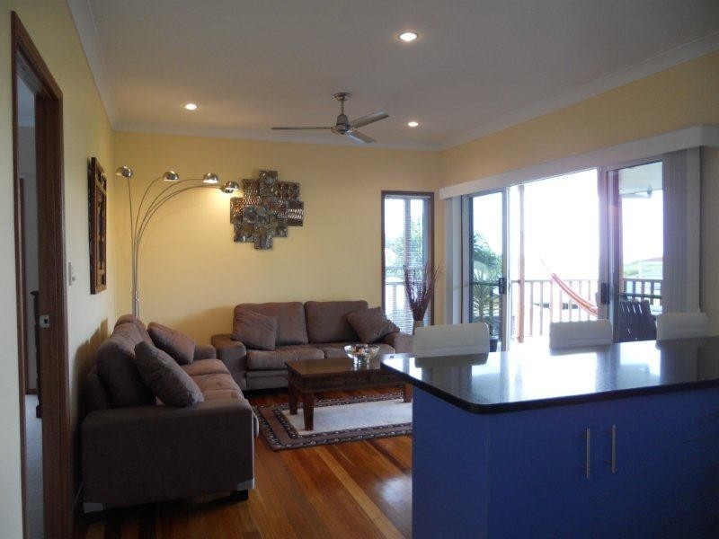 3 Sailaway Drive, Eimeo QLD 4740