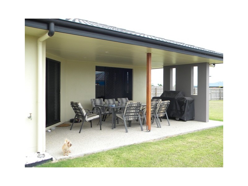 34 Elizabeth Street, Mirani QLD 4754