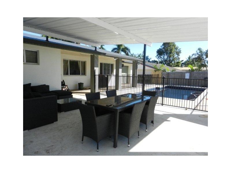 15 Downie Avenue, Bucasia QLD 4750