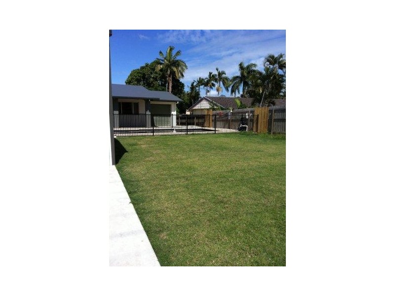 15 Downie Avenue, Bucasia QLD 4750