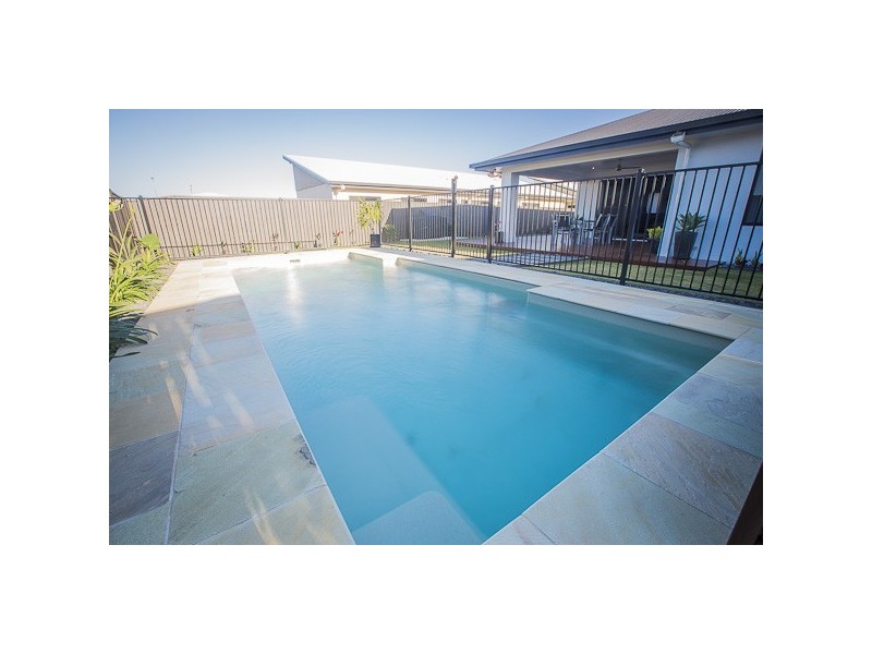 8 Roma Court, Beaconsfield QLD 4740