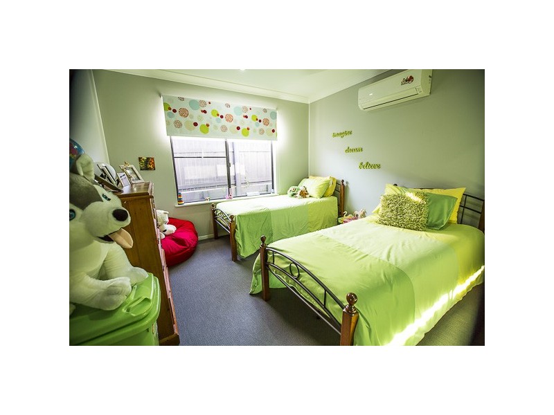 8 Roma Court, Beaconsfield QLD 4740