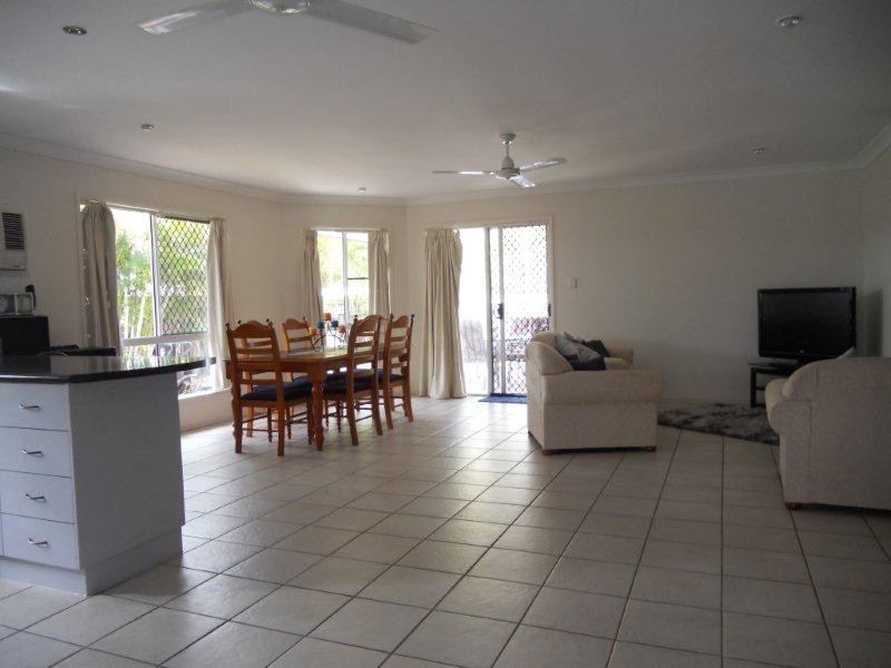 27 Michelle Crescent, Bucasia QLD 4750