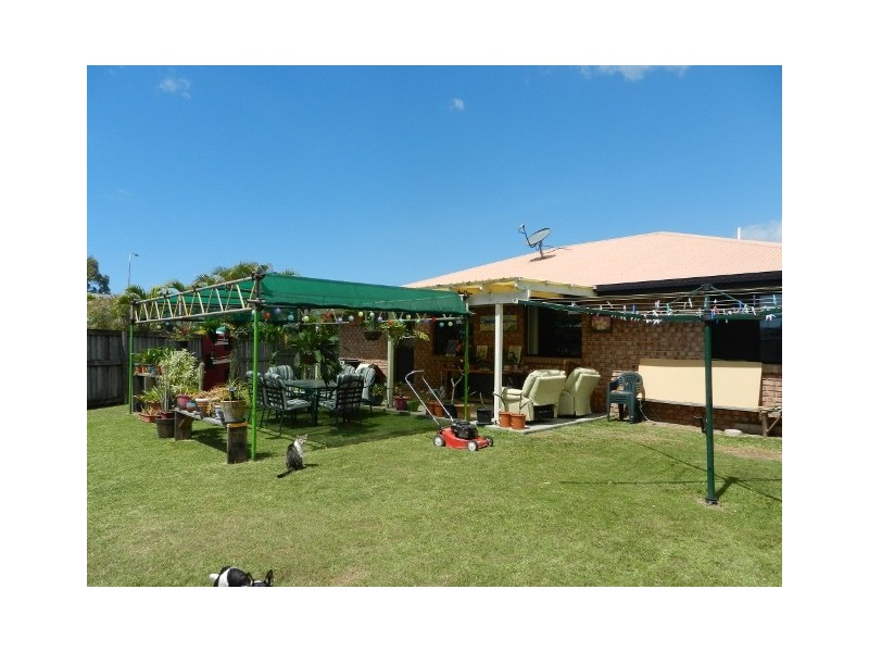 6 Lois Street, Mount Pleasant QLD 4740