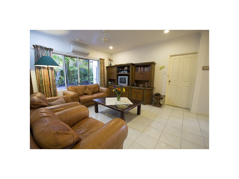 24 Dumfries Court, Beaconsfield QLD 4740