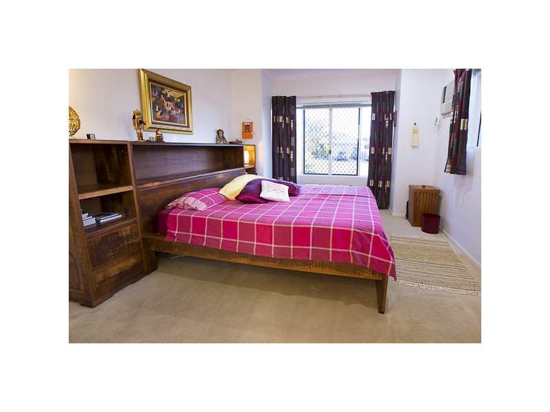 24 Dumfries Court, Beaconsfield QLD 4740