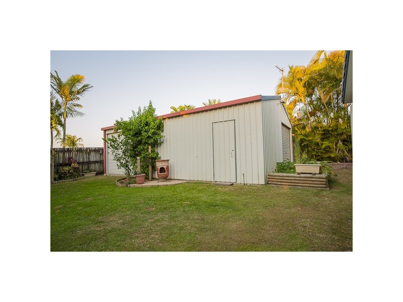 24 Dumfries Court, Beaconsfield QLD 4740