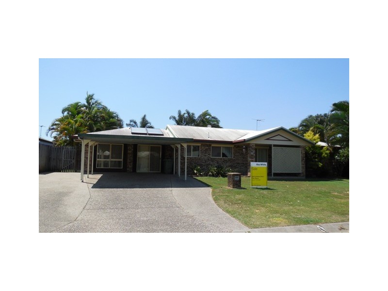 15 Henry Court, Beaconsfield QLD 4740