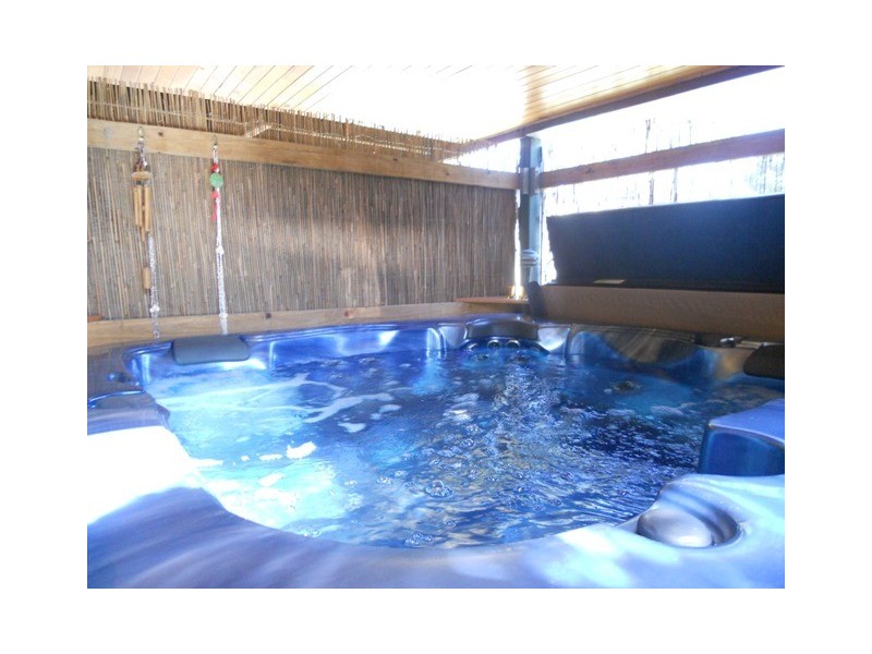 23 Edward Street, South Mackay QLD 4740