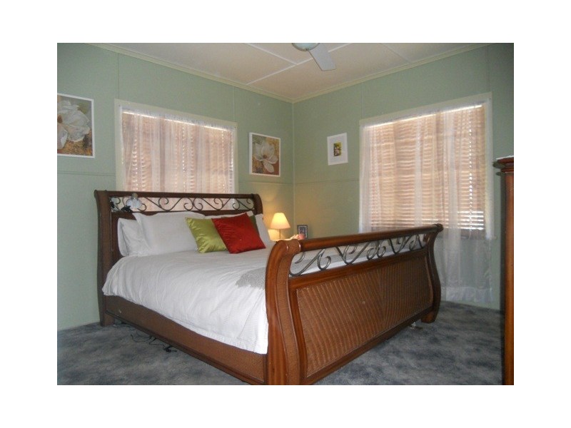 23 Edward Street, South Mackay QLD 4740