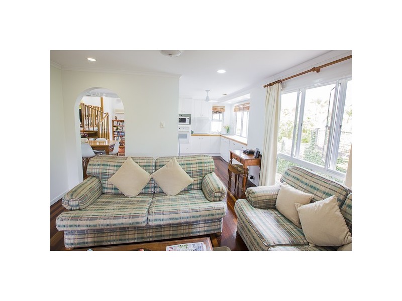 23 Grevillea Drive, Glenella QLD 4740