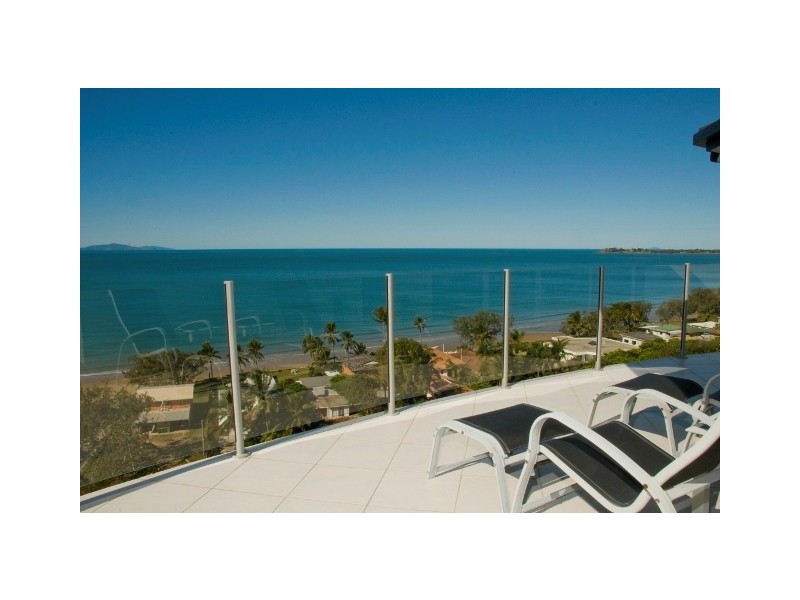 18 Sunrise Place, Blacks Beach QLD 4740