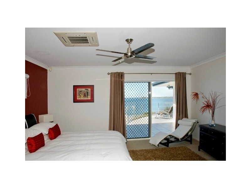 18 Sunrise Place, Blacks Beach QLD 4740