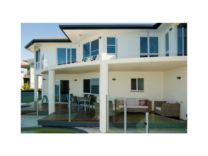 18 Sunrise Place, Blacks Beach QLD 4740