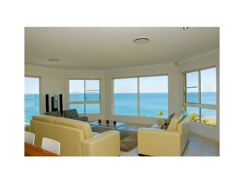 18 Sunrise Place, Blacks Beach QLD 4740