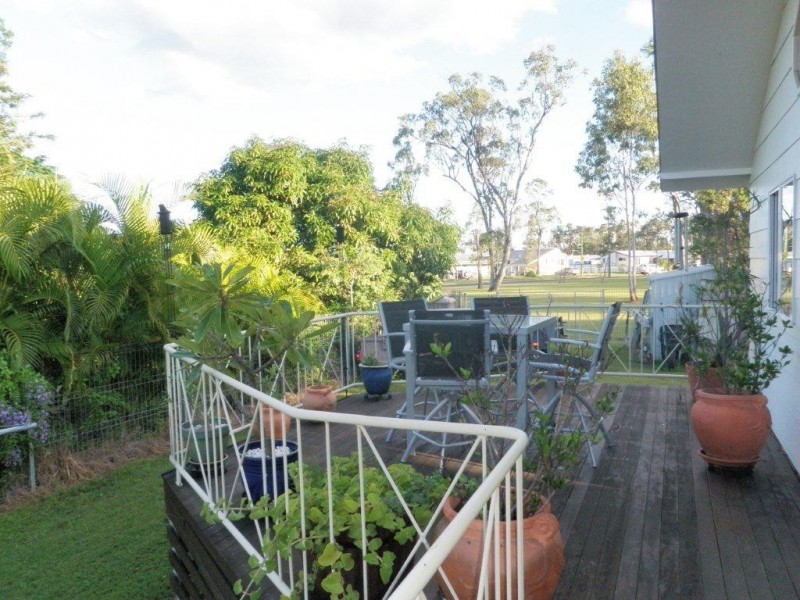 3 Caleb Crescent, Dysart QLD 4745