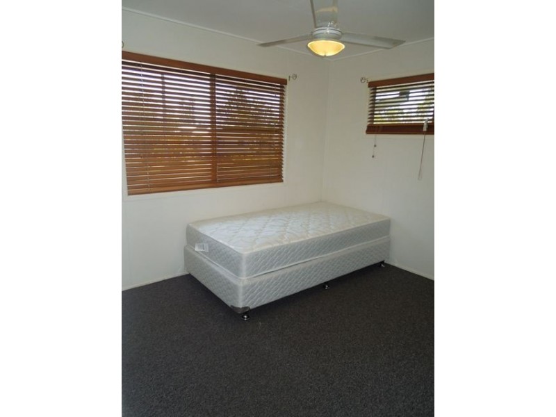 3 Caleb Crescent, Dysart QLD 4745