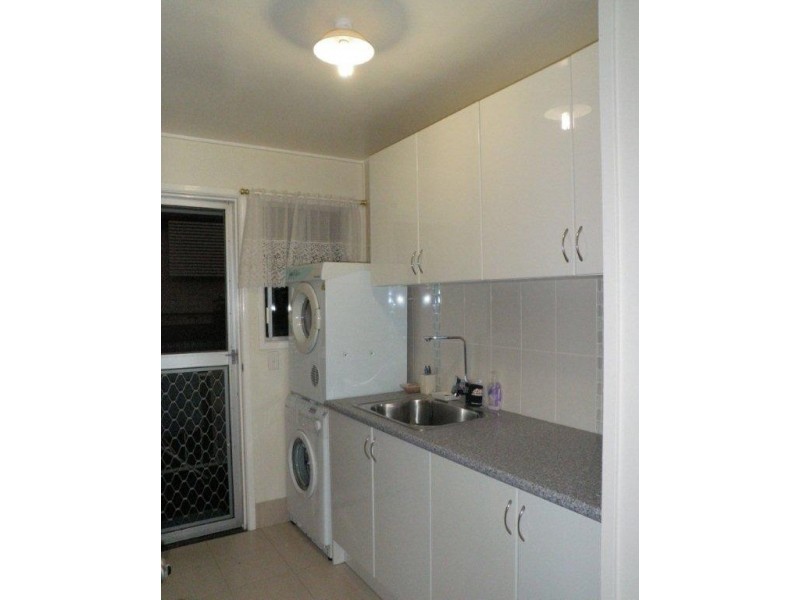 3 Caleb Crescent, Dysart QLD 4745