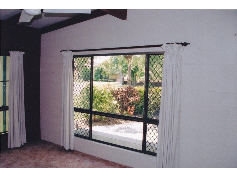 2 Hydrangea Court, Beaconsfield QLD 4740