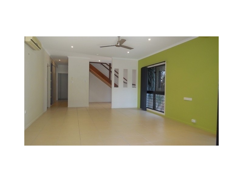24 Seafarer Court, Blacks Beach QLD 4740