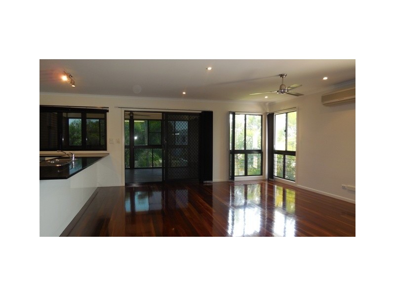 24 Seafarer Court, Blacks Beach QLD 4740