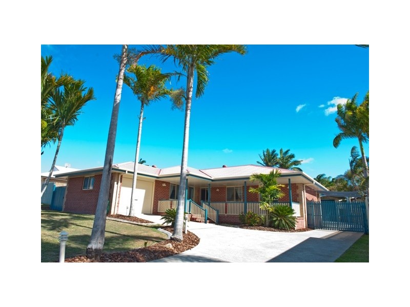 4 Pandanus Street, Beaconsfield QLD 4740