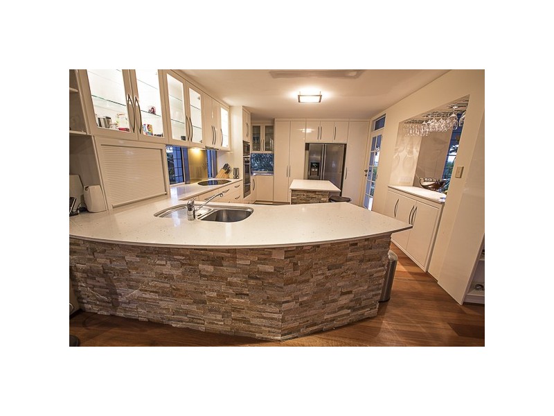 11 Sunrise Place, Blacks Beach QLD 4740