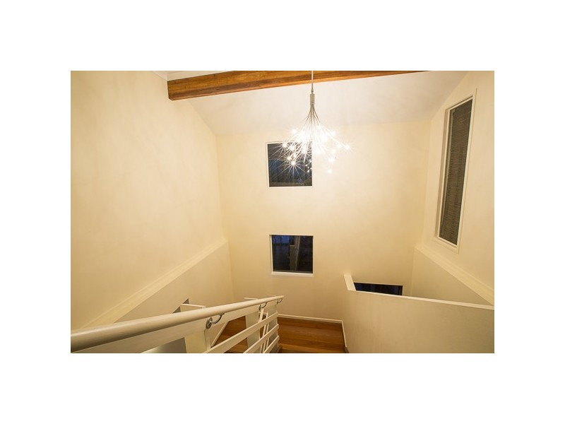 11 Sunrise Place, Blacks Beach QLD 4740