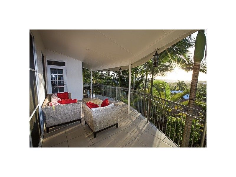 11 Sunrise Place, Blacks Beach QLD 4740