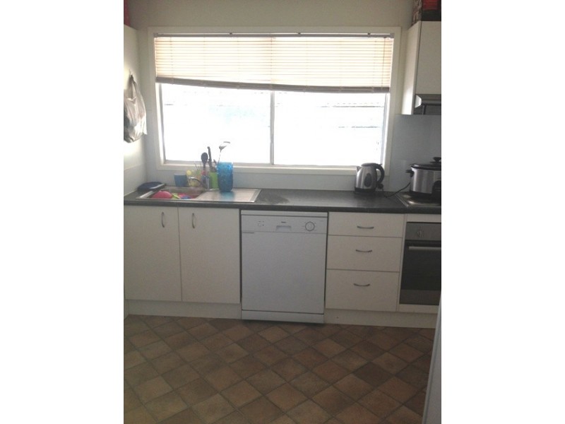 9 Chifley Court, Moranbah QLD 4744