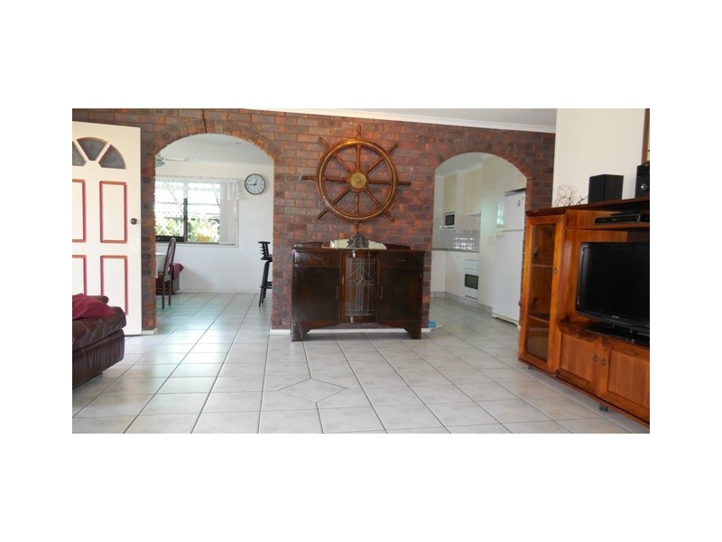 16 Napier Street, South Mackay QLD 4740