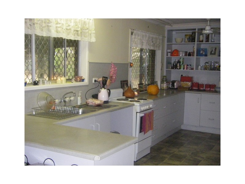 39 Mary Street, Mirani QLD 4754