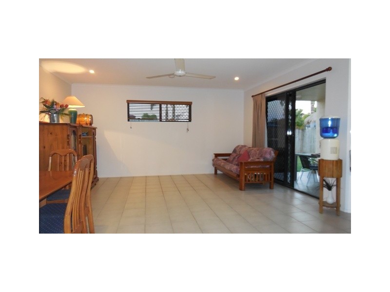 6 Ryan Court, Rural View QLD 4740