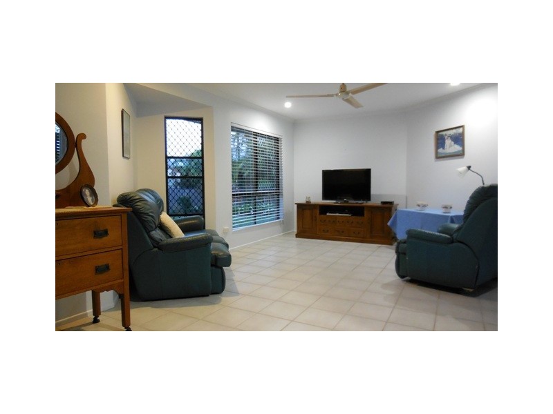 6 Ryan Court, Rural View QLD 4740