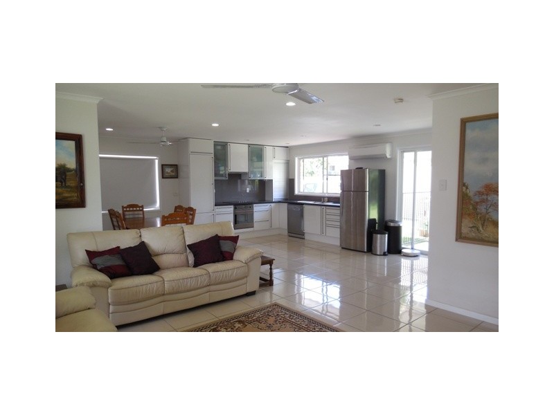 15 Leister Court, Bucasia QLD 4750