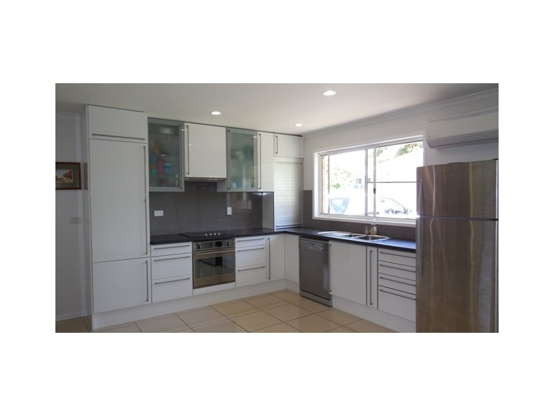 15 Leister Court, Bucasia QLD 4750
