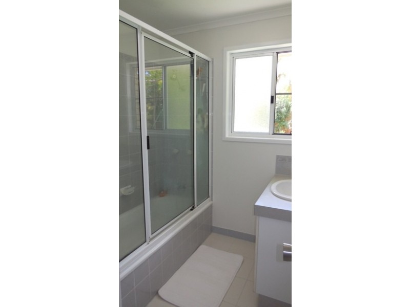 15 Leister Court, Bucasia QLD 4750