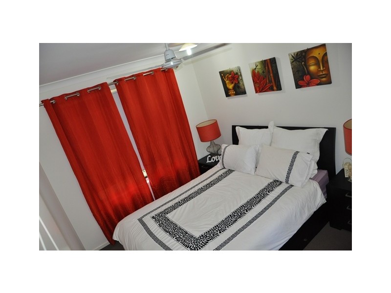12 Hangan, Bucasia QLD 4750