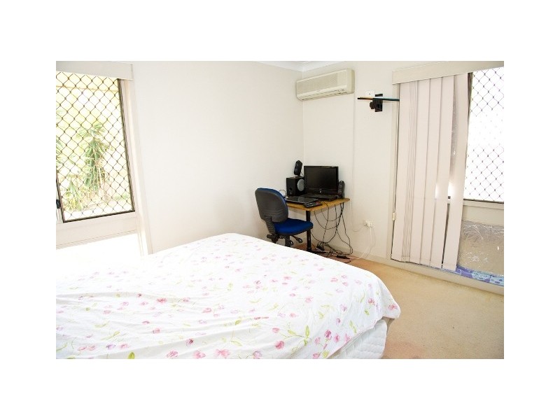 2 Dobel Court, Mount Pleasant QLD 4740