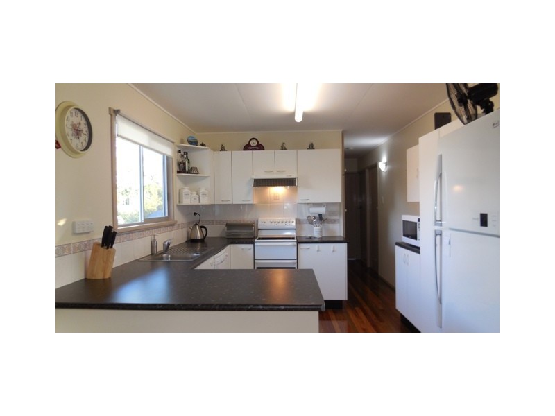 12 Tasman Court, Andergrove QLD 4740