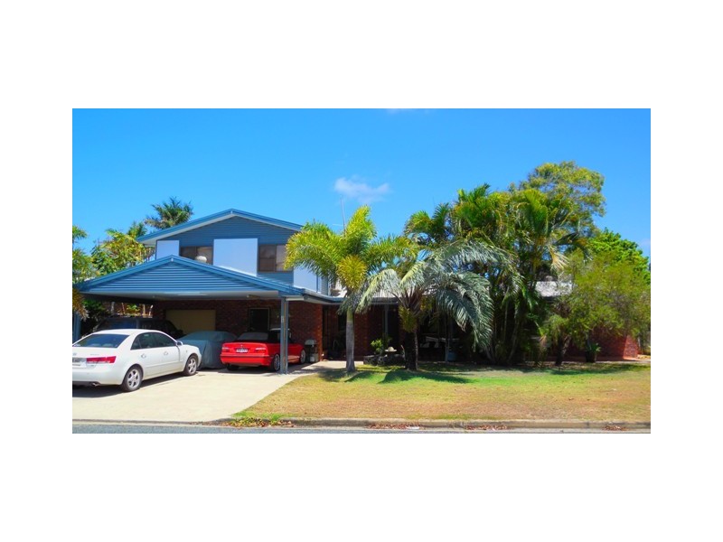 35 South Pacific Avenue, Slade Point QLD 4740