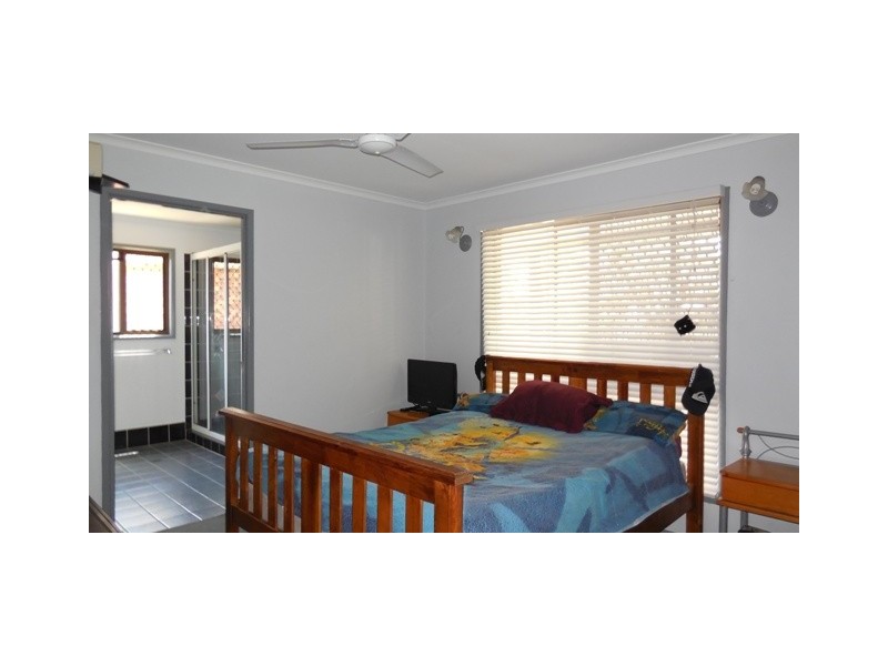 35 South Pacific Avenue, Slade Point QLD 4740