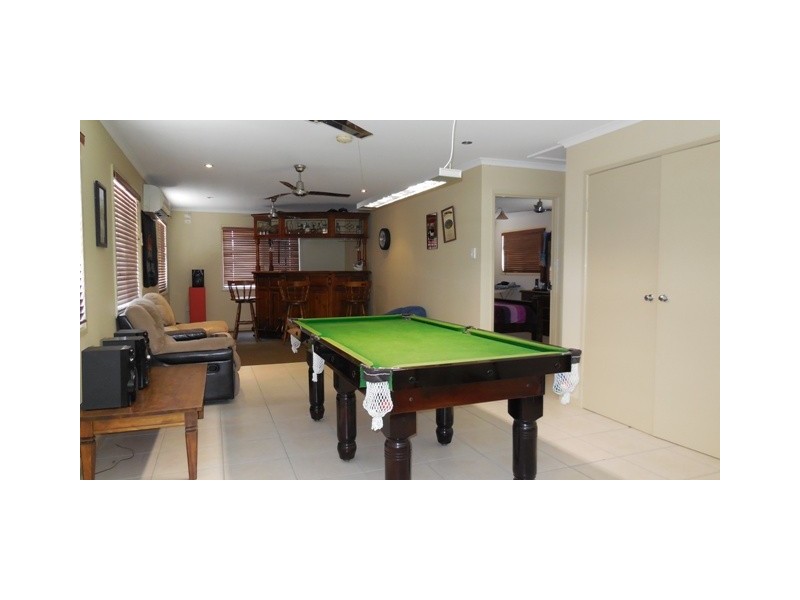 35 South Pacific Avenue, Slade Point QLD 4740