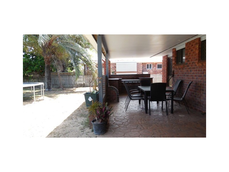 35 South Pacific Avenue, Slade Point QLD 4740